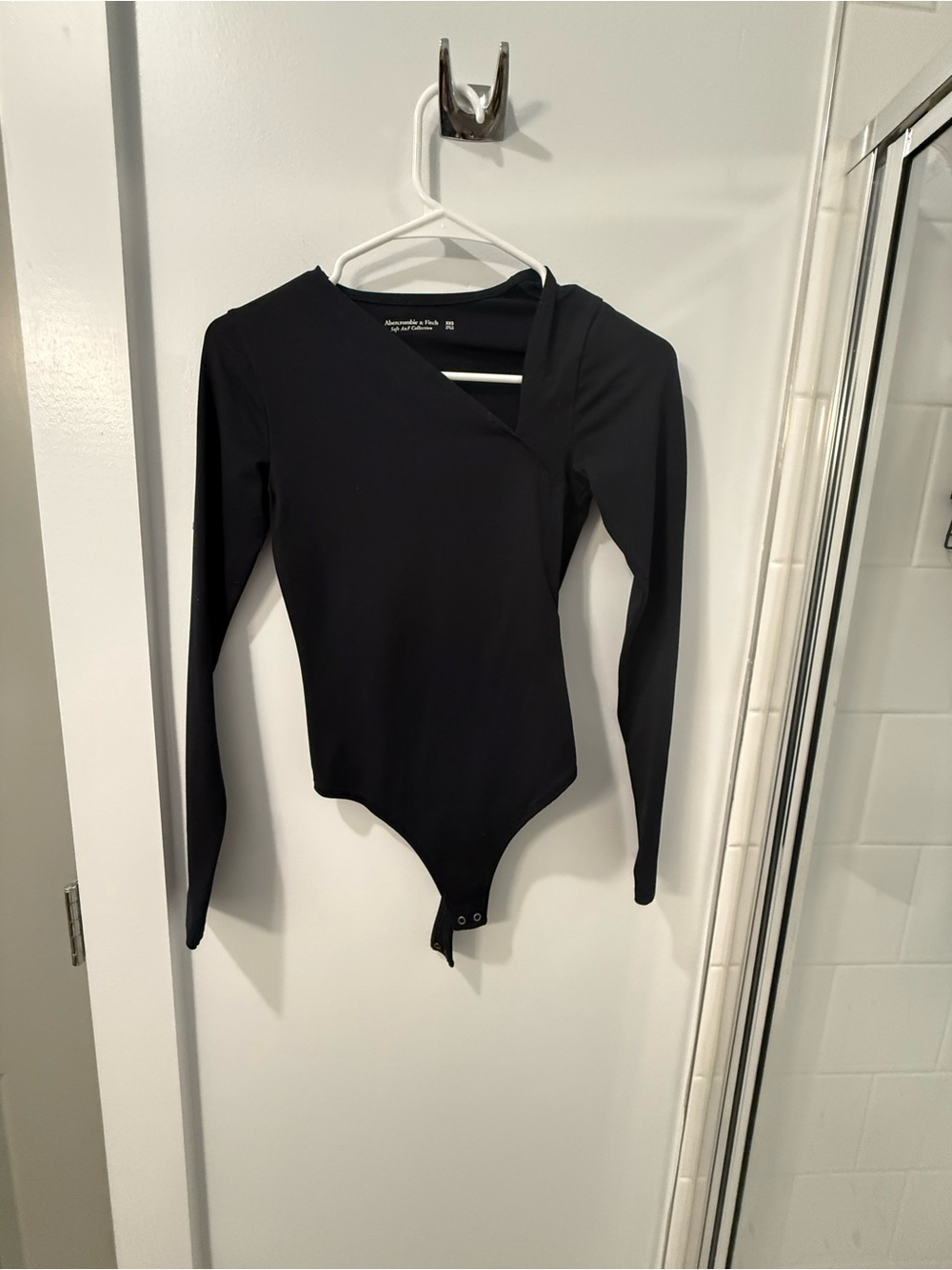 Abercrombie & Fitch Black Long-Sleeve Kids Bodysuit